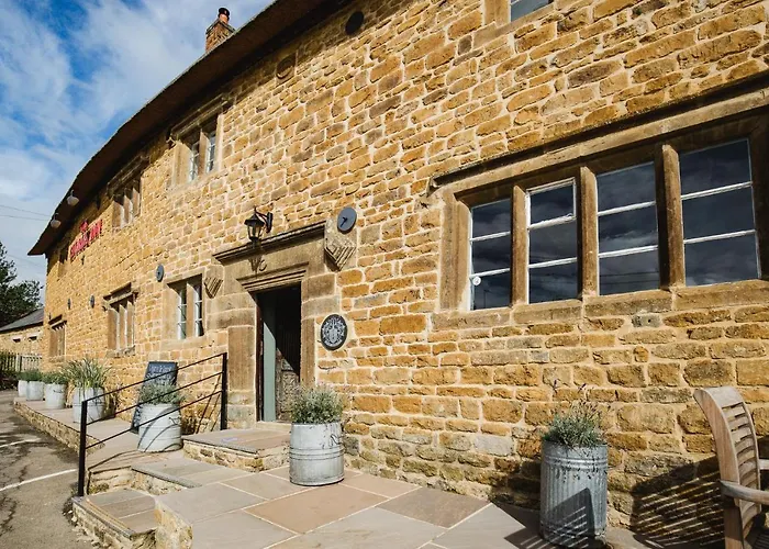 The George Inn